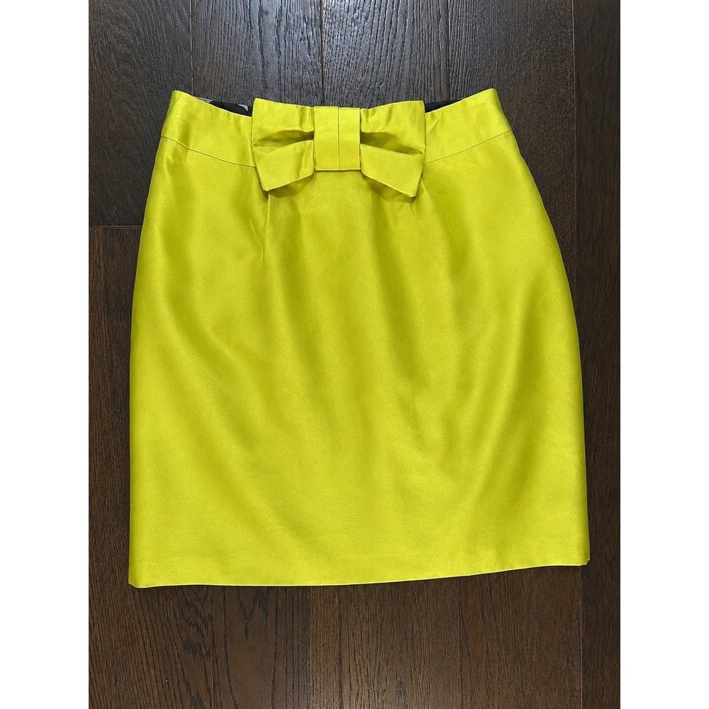 Leona by Lauren Leonard Chartreuse Yellow/Green Bow Front Mini Skirt Size 0 USA